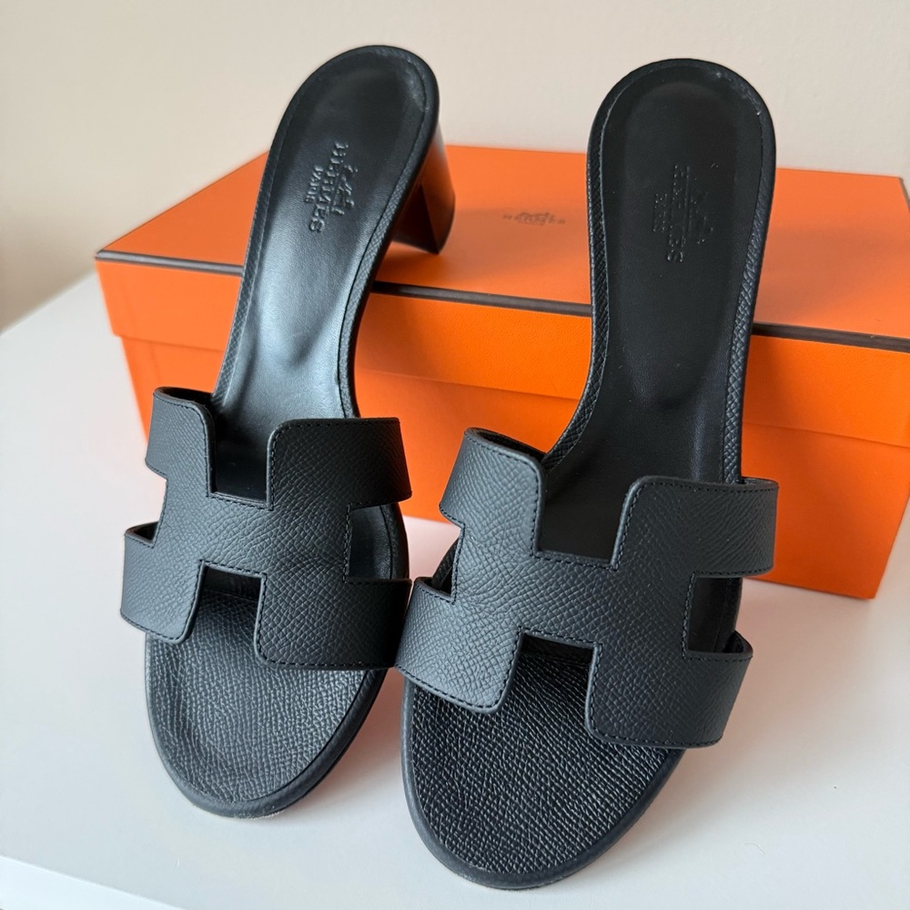 Authentic Hermes Black Leather Oasis Block Heel Slide Sandals Size 38